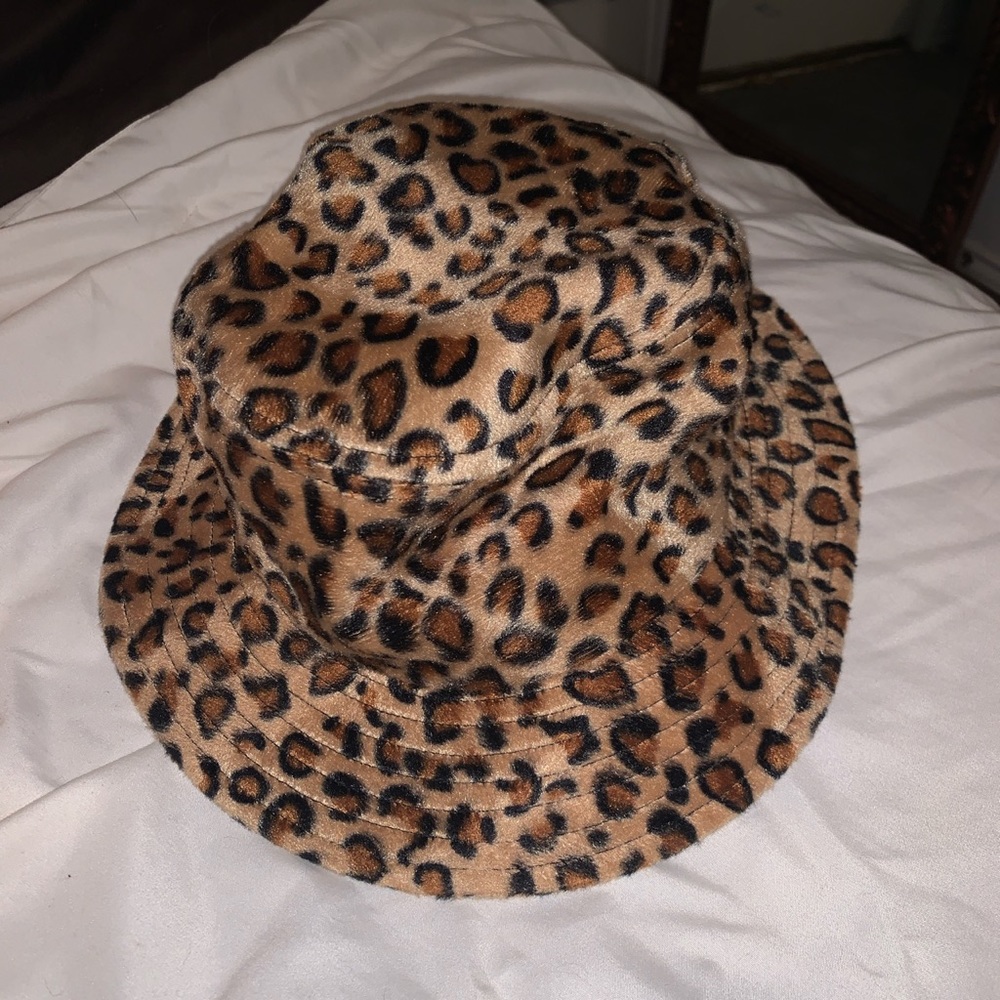 Urban Outfitters cheetah print/leopard bucket hat